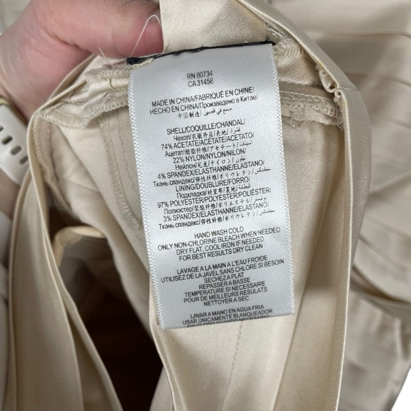 NWOT BCBG MaxAzria Satin Banded Mitzi Dress in Rose Whisper Ivory Size 10 - Picture 5 of 10